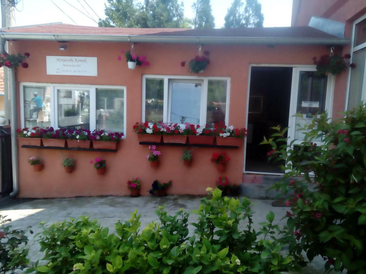 Guest House Mirijevski Konak Belgrad Exterior foto